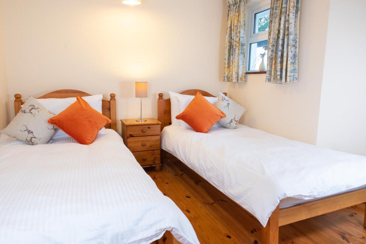 Nevins Newfield Inn Ltd Mulranny Exteriör bild