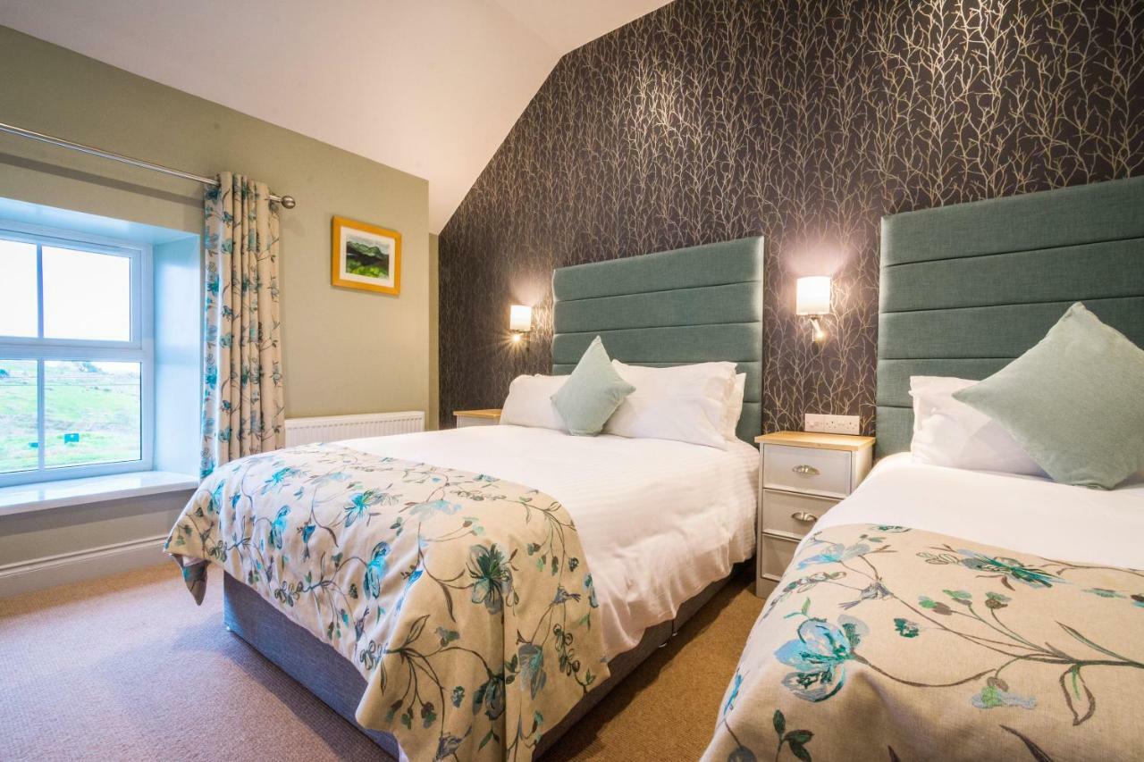 Nevins Newfield Inn Ltd Mulranny Exteriör bild